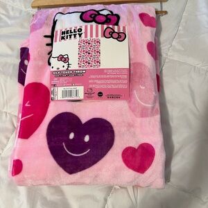 Hello Kitty Pink and Purple Heart Throw Blanket